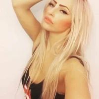 RoxyBlack's Profile Pic