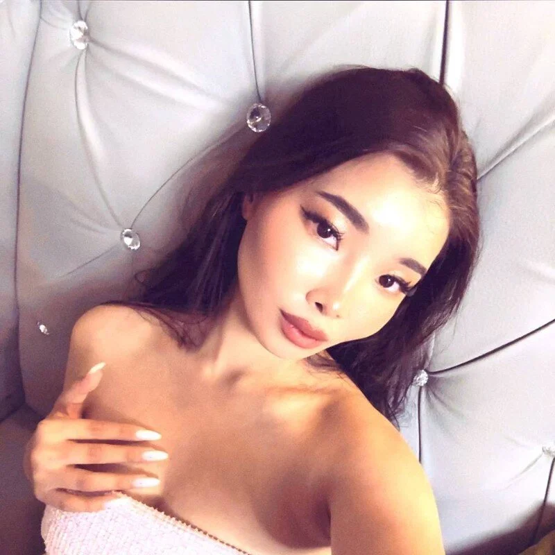 Yuki_glow Stripchat profile image