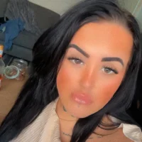 MissBratt's Avatar Pic