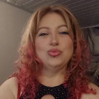 MilfArlet Adlı Modelin Avatarı