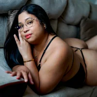 miafuegolatino, Stripchat webcam model