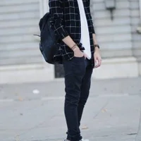 Hornylarka1 profiképe