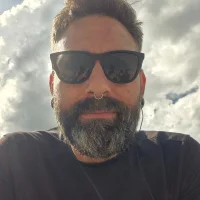 Slika avatara modela Libre87