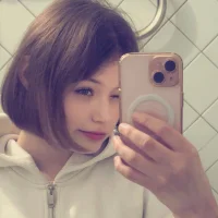 nikole_kitt Avatarbild