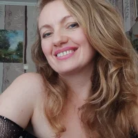 HelenLannet's Profile Pic