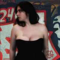 AvaGrant's Profile Pic