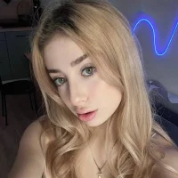 JennyMollen's Profile Pic