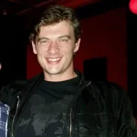 Dickintheair
