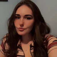 LillyRussell's Avatar Pic
