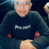 02Andr3sCris's Profilbild