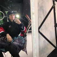 Charlysflow2002's Profile Pic