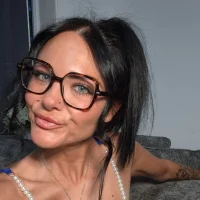 MARRIED_MIA_UK