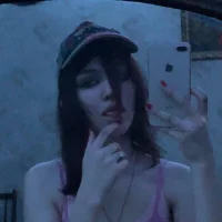 HolyMolye's Profile Pic