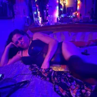pretty_milf2023's Profile Pic