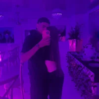 Zdjęcie profilowe modela pixelated_Hot