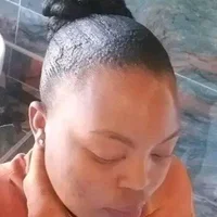 momogiven's Profile Pic