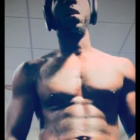 vH00d's Avatar Pic