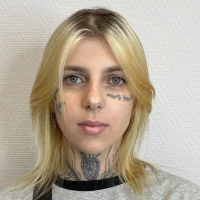 RexellaExcell's Profile Pic