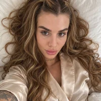 EmiliaCatalina – avatarbillede