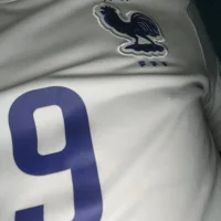 Rebeu-frozen- 头像图片