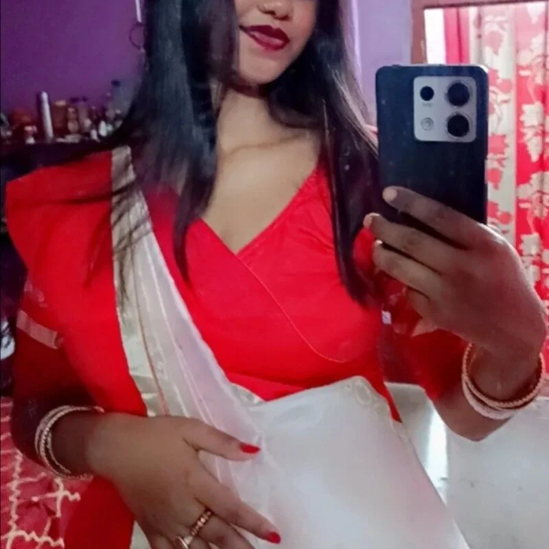 DUSKY_GIRL100 profile photo
