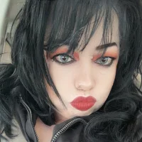 HipsLipsDelicious's Profile Pic
