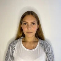 DaisySmalI's Profile Pic