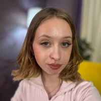 EdithaFaro's Profile Pic