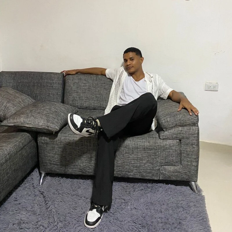 corzoethan live cam profile