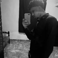 reymacia's Profile Pic