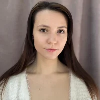EsmaGllasco's Avatar Pic