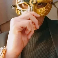 meranamericky's Profile Pic