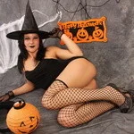 HollyRoche's Avatar Photo