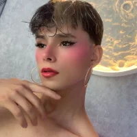 Andy_colombia Adlı Modelin Avatarı