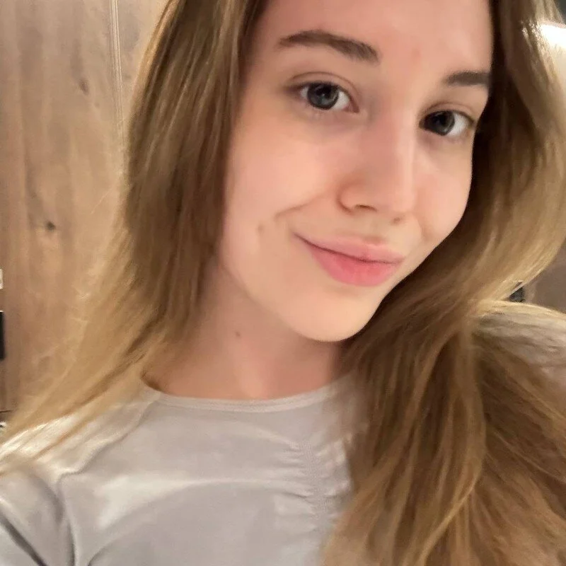 oypo's nudes and profile