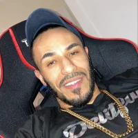 forbiddendreamss's Profile Pic