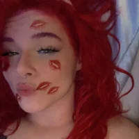 JustCallMeKitten's Profile Pic