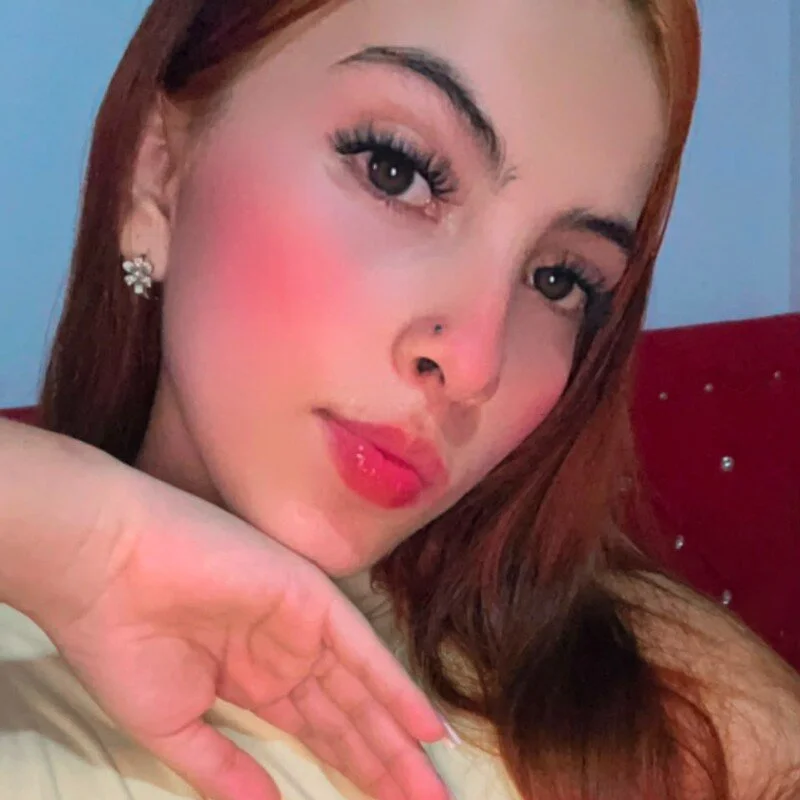 val_18_ Stripchat profile image