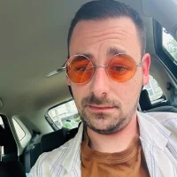 defbond420 頭像圖片