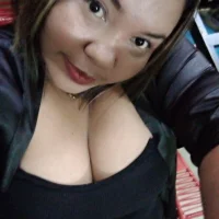 coral_bbw_'s Avatar Photo