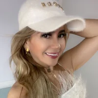 Gambar Profil Angelinna_12