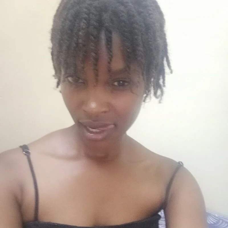 Pettite_ainah