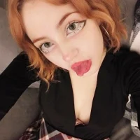 RossaLeee's Profile Pic