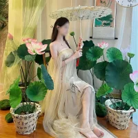 Eola-Siwee's Profile Pic