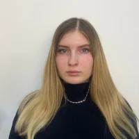 HollyWilson's Profile Pic