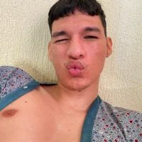 Paulhot018's Avatar Pic