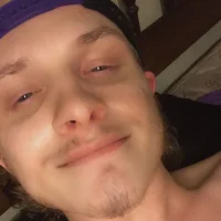 user515555666's Avatar Photo