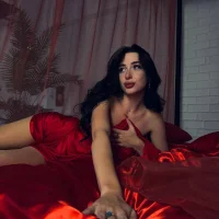 lovely_desire Adlı Modelin Avatarı