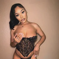 Rose4play's Profile Pic
