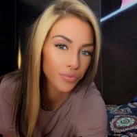 Slika avatara modela tastemecaroline